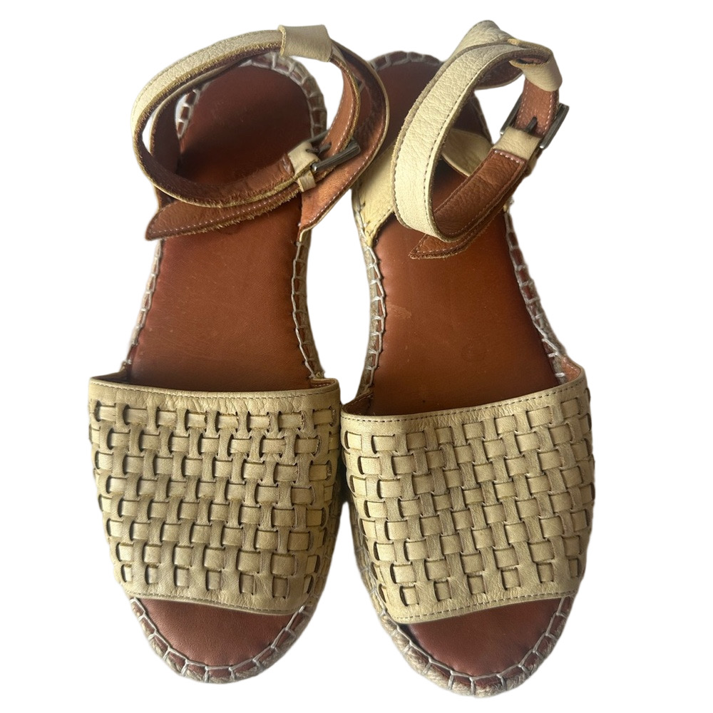 Bueno Women’s Kaja Leather Espadrille Huarache Sandal size 8